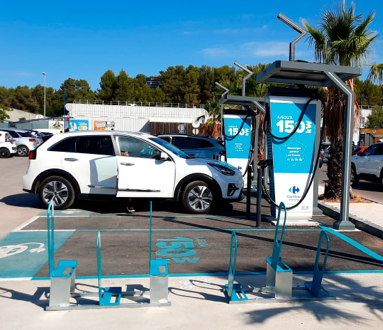Bornes électriques Carrefour